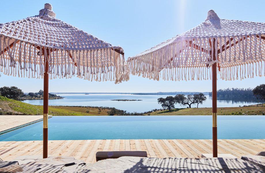 Casa-Nossa_pool_credit_Grupo_JoseAvillez Casa-Nossa_pool_credit_Grupo_JoseAvillez